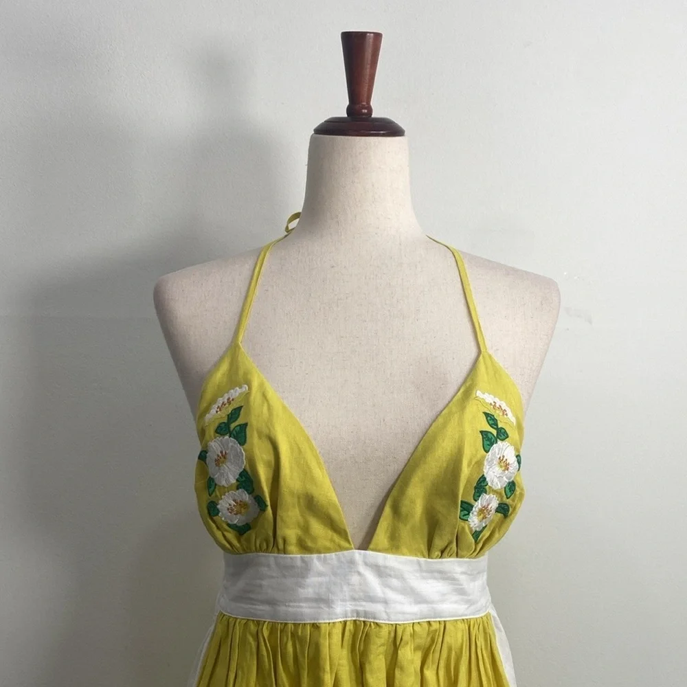 Fanm Mon Halter Linen Dress Medium Floral Embroidered NWT - Picture 4 of 14